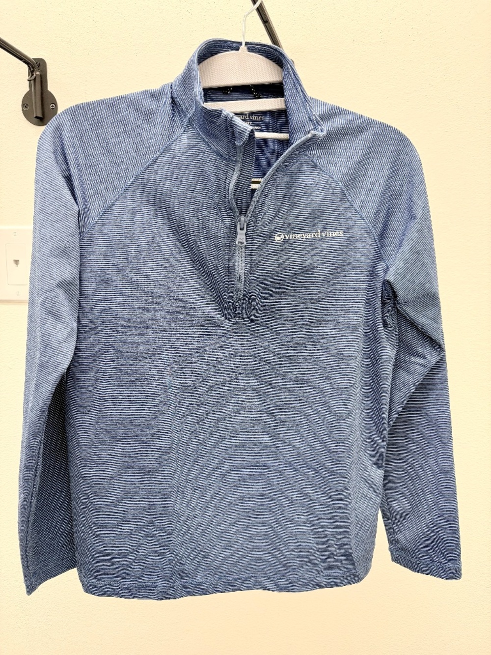 Boys vineyard vines performance 1/4 zip M (12-14)
